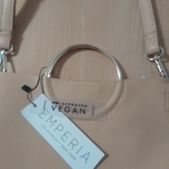 Empiera PETA Approved Vegan Purse - Picture 4 of 5